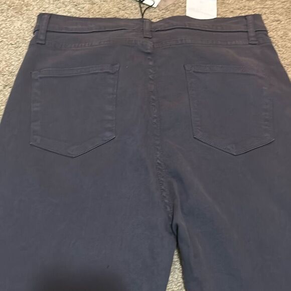 Felicite Women's 31 Step Hem Skinny Jeans Dark Blue Distressed Fringe New - Picture 3 of 13